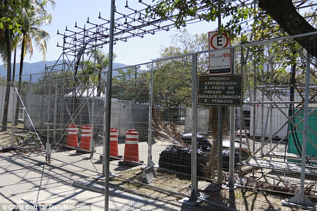 Rio Overrun by Scaffolding