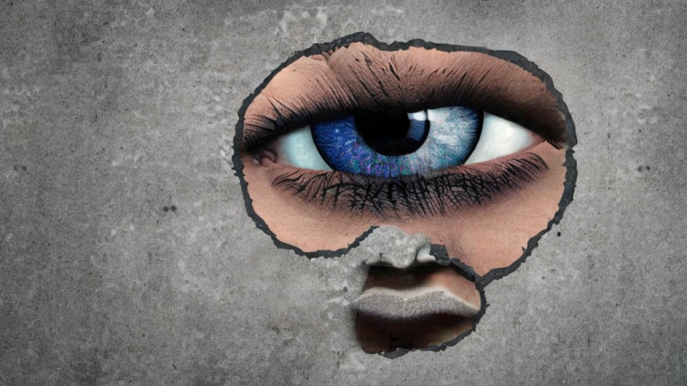 Mandela Effect: 5 Signs Reality is BROKEN - Featured Image